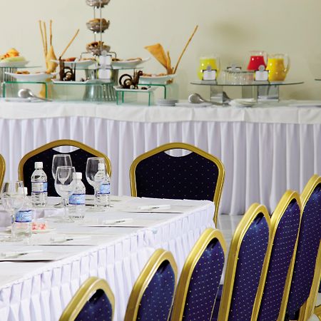 Bahia Principe Grand Jamaica (Adults Only) Hotel Runaway Bay Buitenkant foto Meeting room