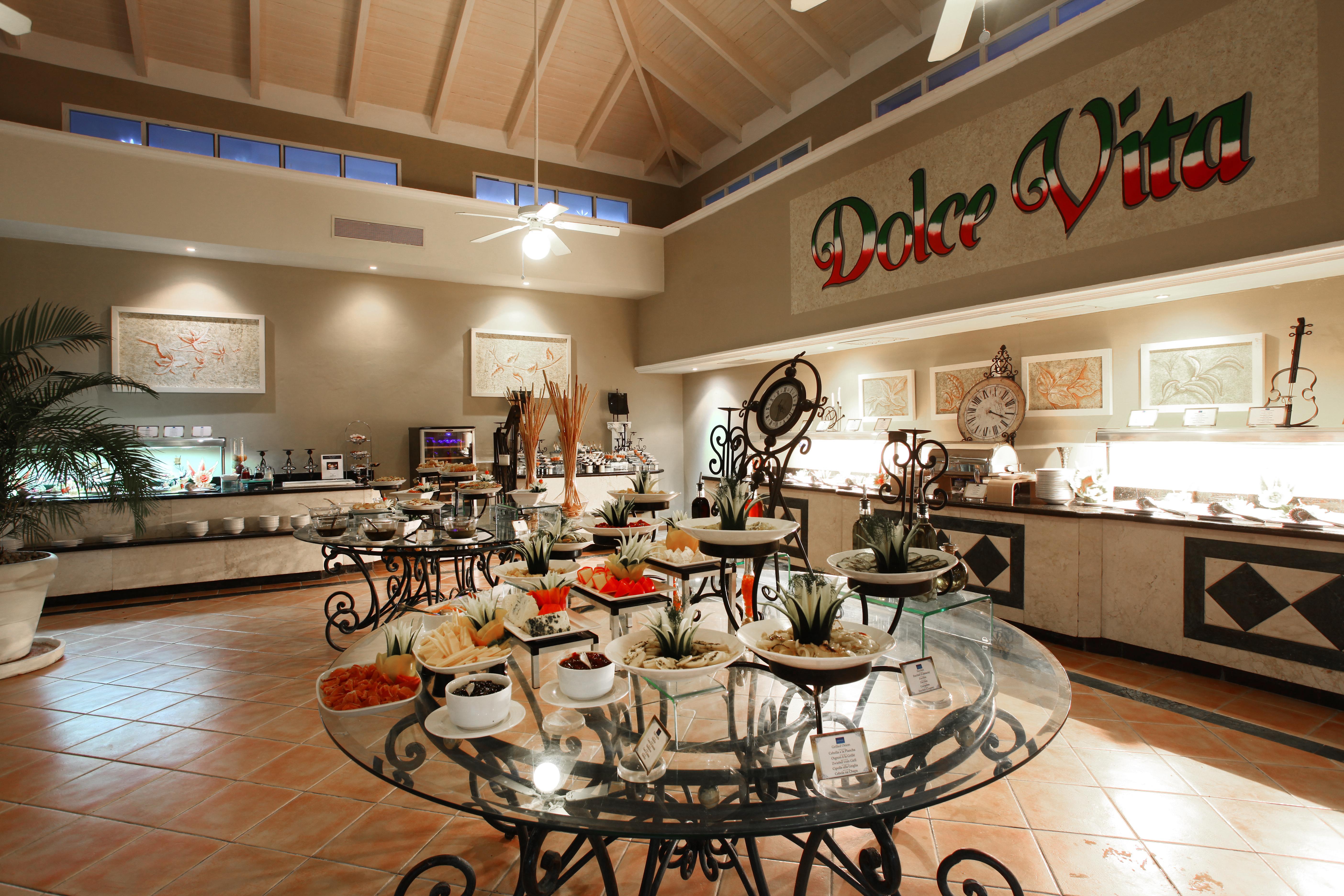 Bahia Principe Grand Jamaica (Adults Only) Hotel Runaway Bay Buitenkant foto Dolce Vita restaurant
